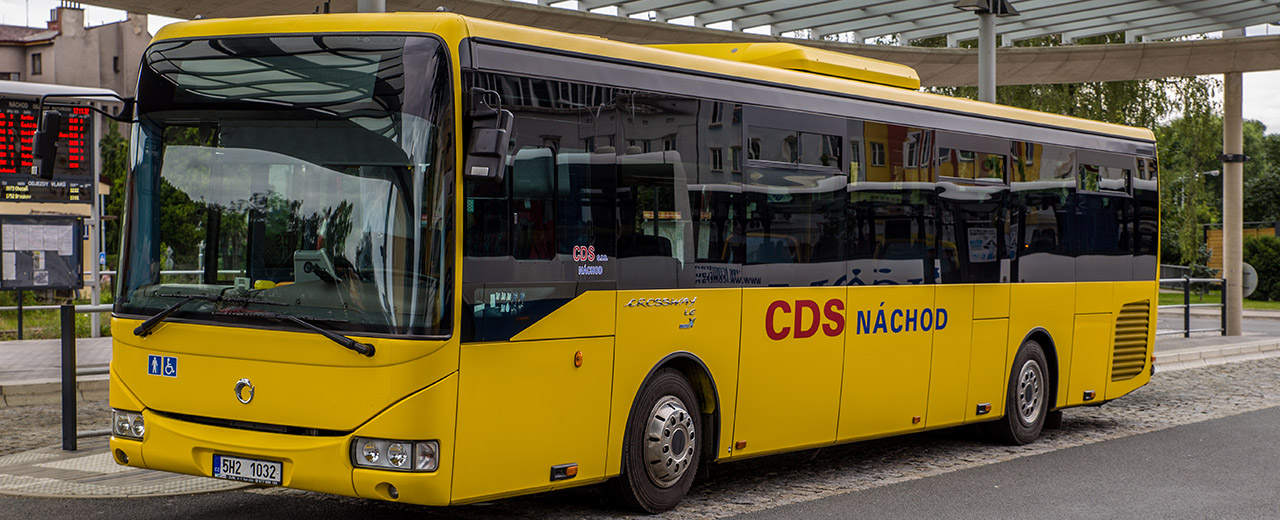 CDS s. r. o. Náchod. Provozujeme mezinárodní a vnitrostátní osobní autobusovou a nákladní dopravu. Náš dopravní podnik zajišťuje dopravu moderními autobusy a nákladními vozy. Autobusová doprava a přeprava. Mezinárodní autobusová doprava. Autobusový dopravce. Přeprava osob. Osobní doprava. Mezinárodní nákladní doprava. Mezinárodní nákladní přeprava. Nákladní přepravce. Přeprava nákladu. Zajišťujeme logistiku a celní služby, opravárenství, servis, autoservis, prodej pohonných hmot.